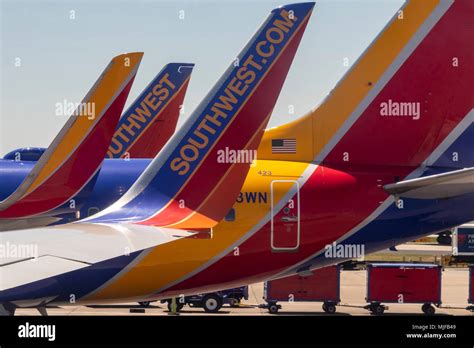 Atlanta airport southwest airlines hi-res stock photography and images ...