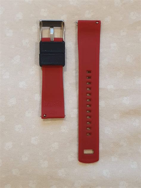 20mm Barton Elite Silicone Black/Red watch band - like new, Men's ...