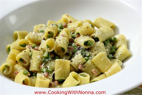 Mezzi Rigatoni with Peas, Prosciutto and Cream | Recipe | Rigatoni, Ricotta recipes healthy, Recipes