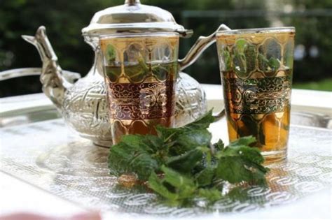 THE VIEW FROM FEZ: Moroccan Mint Tea - "A Hint of the Forbidden"