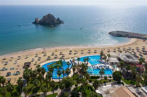 Best Beaches in Fujairah - Property Finder Blog UAE