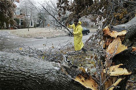 Deadly Ice Storm - Photo 6 - Pictures - CBS News