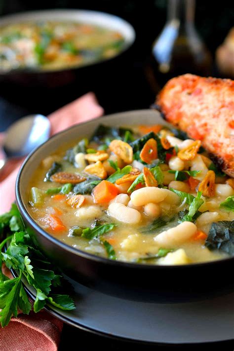 Vegan White Bean and Kale Soup | Cilantro and Citronella