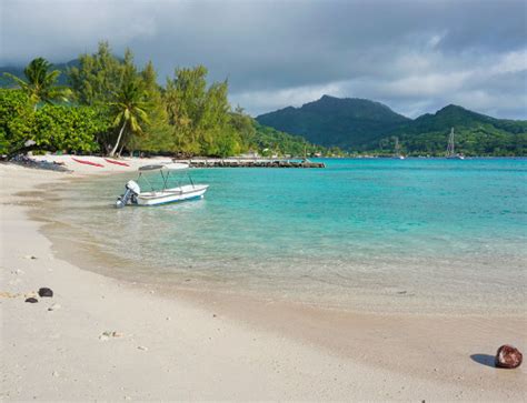 Surfing in Huahine: Dream Spots in the Tropics