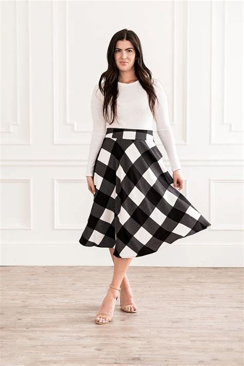 Up Town Checkered Skirt | Checkered skirt, Maxi skirt dress, Skirts