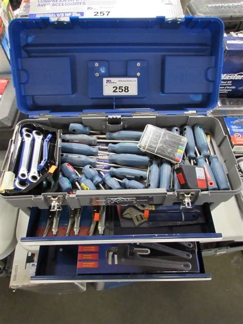 MASTERCRAFT MAXIMUM TOOL BOX & CONTENTS - Able Auctions