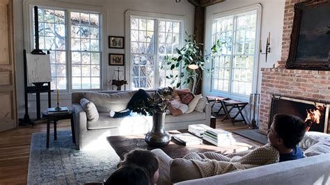 Joanna Gaines Living Room Decorating Ideas | Baci Living Room