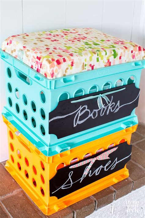 DIY Storage Crate Seat | Dorm room diy, Dorm diy, Diy storage crate