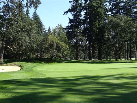 Tacoma Country and Golf Club (Lakewood, Washington) | GolfCourseGurus