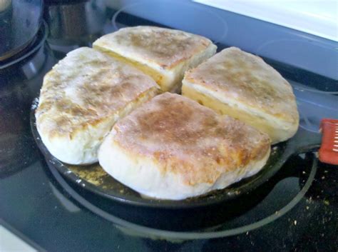 Video: How to make amazing Irish Soda Farls | Ireland Before You Die