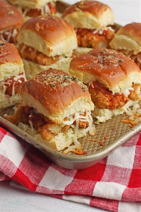 Baked Chicken Parmesan Sliders | Easy Peasy Creative Ideas