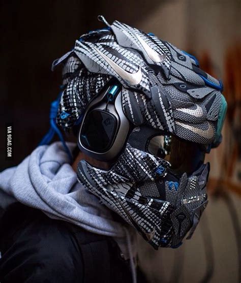 This is literally giving people goosebumps. | Helmet concept, Custom motorcycle helmets ...