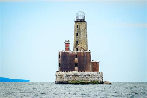 11 Haunted Lighthouses of the Great Lakes Region, from Michigan to New York