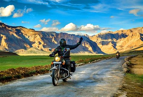 Ladakh Solo Bike Trip | Ladakh Bike Packages for Solo Travelers