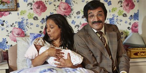 Citizen Khan Series 5, Episode 5 - Alia's University - British Comedy Guide