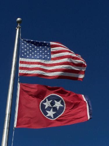 Tennessee State Flag and United States Flag | The three star… | Flickr