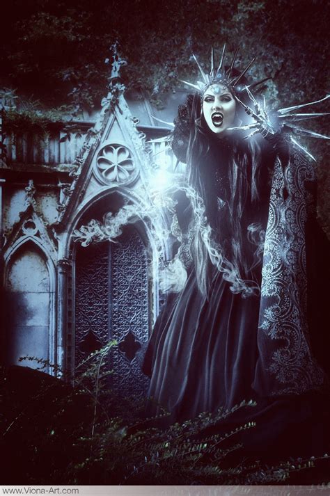 Viona-Art fairytale photography - Myth Witch