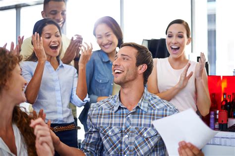 4 Ideas For Celebrating Employee Anniversaries - Engage Blog