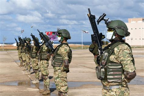 Libyan soldiers complete Turkish army training - World News