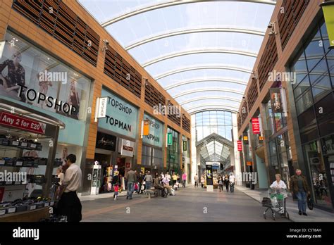 Livingston, Scotland, fashion shopping mall Stock Photo - Alamy