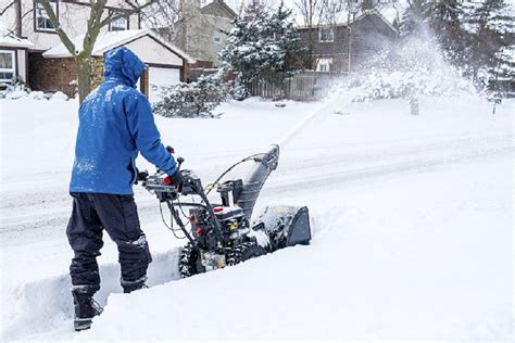 Top 10 Winter Snow Removal Tips | 1.888.LawnTec Blog