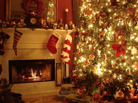 Cozy Christmas Rooms to Inspire Your Holiday