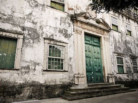 120+ Neglected Brazilian Colonial Architecture Stock Photos, Pictures ...