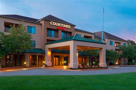 Courtyard Akron Fairlawn- First Class Akron, OH Hotels- Business Travel Hotels in Akron ...