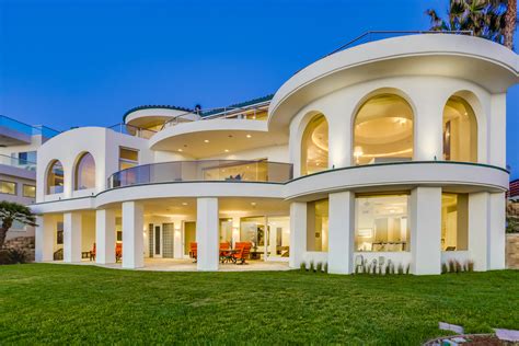 A Beach House in La Jolla, California, Is for Sale for $26.6 Million Photos | Architectural Digest