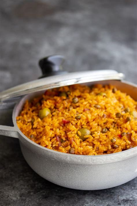 Arroz con Gandules (Puerto Rican Rice with Pigeon Peas) Recipe ...