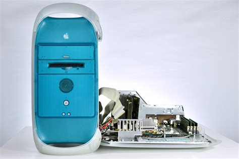 Power Macintosh G3 (300 MHz, “Blue & White,” 1999) – mattjfuller.com