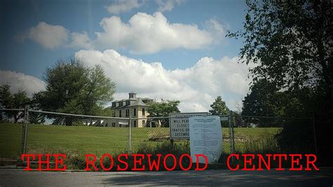 EXPLORING THE ABANDONED ROSEWOOD CENTER - YouTube