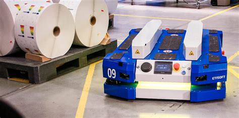 Secure deployment of AGV and AMR mobile robots with Etisoft - ETISOFT