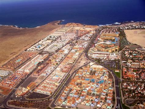 File:Caleta de Fuste Fuerteventura Spain.jpg - Wikipedia