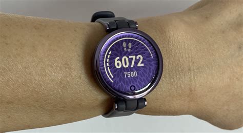 A delicate smartwatch with a striking display: Garmin Lily Sport review - NotebookCheck.net Reviews