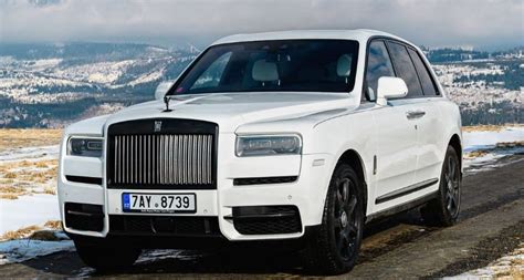 Rolls-Royce Cullinan Black Badge 2024 - Randy Carrissa