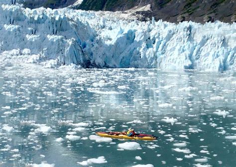 Discover the Best Kayaking Destinations in the U.S., From Rivers to Lakes.