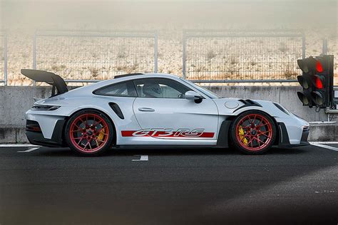 New Porsche 911 GT3 RS goes to the next level - carsales.com.au