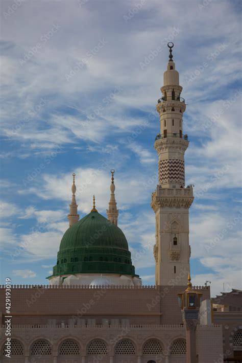 Green Dome of masjid al Nabawi on a blue sky day. Prophet Muhammed Sw Green Dome in Madinah ...