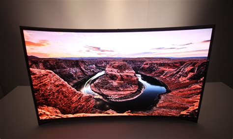 The TV is changing again with 4K and OLED screens - Techgoondu Techgoondu