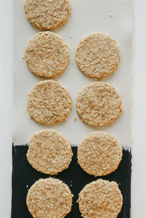 Easy Vegan Scottish Oatcakes with Sprouted Oats Recipe