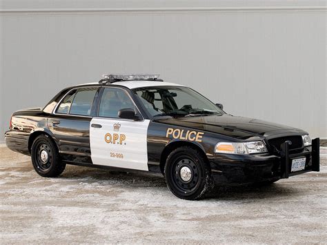 Ford Crown Victoria Polixe Interceptor. MotoBurg | Police cars, Us ...