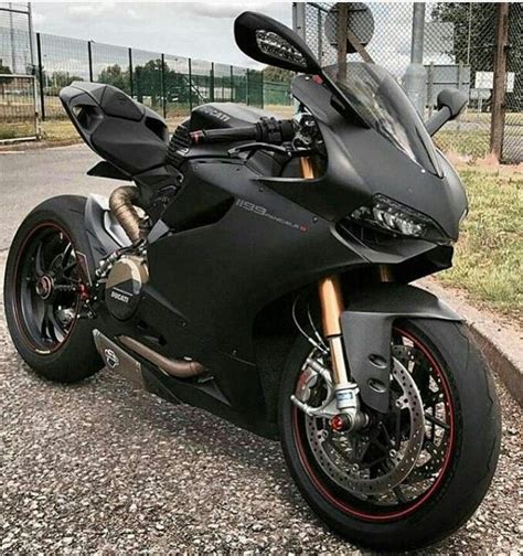 Looking sweet in matt black - #Black #Ducati #matt #sweet | Moto bike, Motorcycle, Motorcycle bike