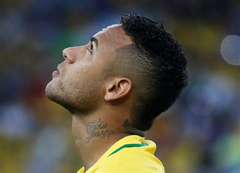 11 Most Desirable Neymar Beard Styles to Wear in 2023