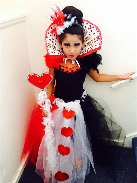 My DIY Queen of Hearts Costume. Under $20.00 | Queen of hearts costume ...