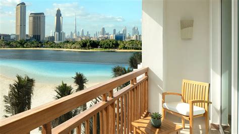 Luxury Rooms and Suites with private Terraces | Park Hyatt Dubai