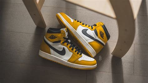 Air Jordan 1 Retro High OG "Yellow Ochre": Review & On-Feet - YouTube