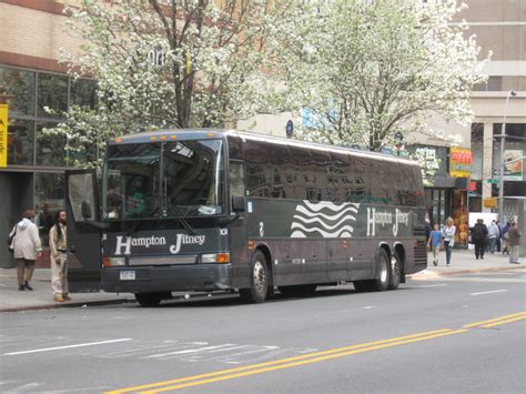 Hampton Jitney Suspends Service Through April 9 – Dan’s Papers