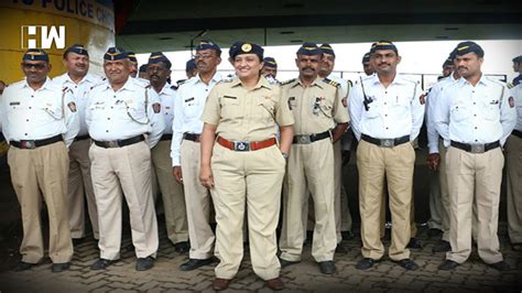 Mumbai : Traffic Police To Conduct Seatbelt Awareness Drive - HW News English