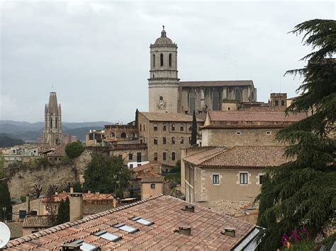 Girona, Spain - Girona Cathedral : CityPorn